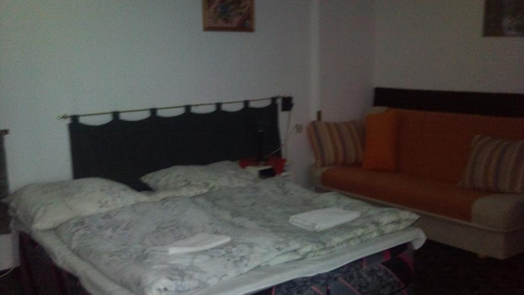 Lillafuered Kapuja Hotel Miskolc Bilik gambar